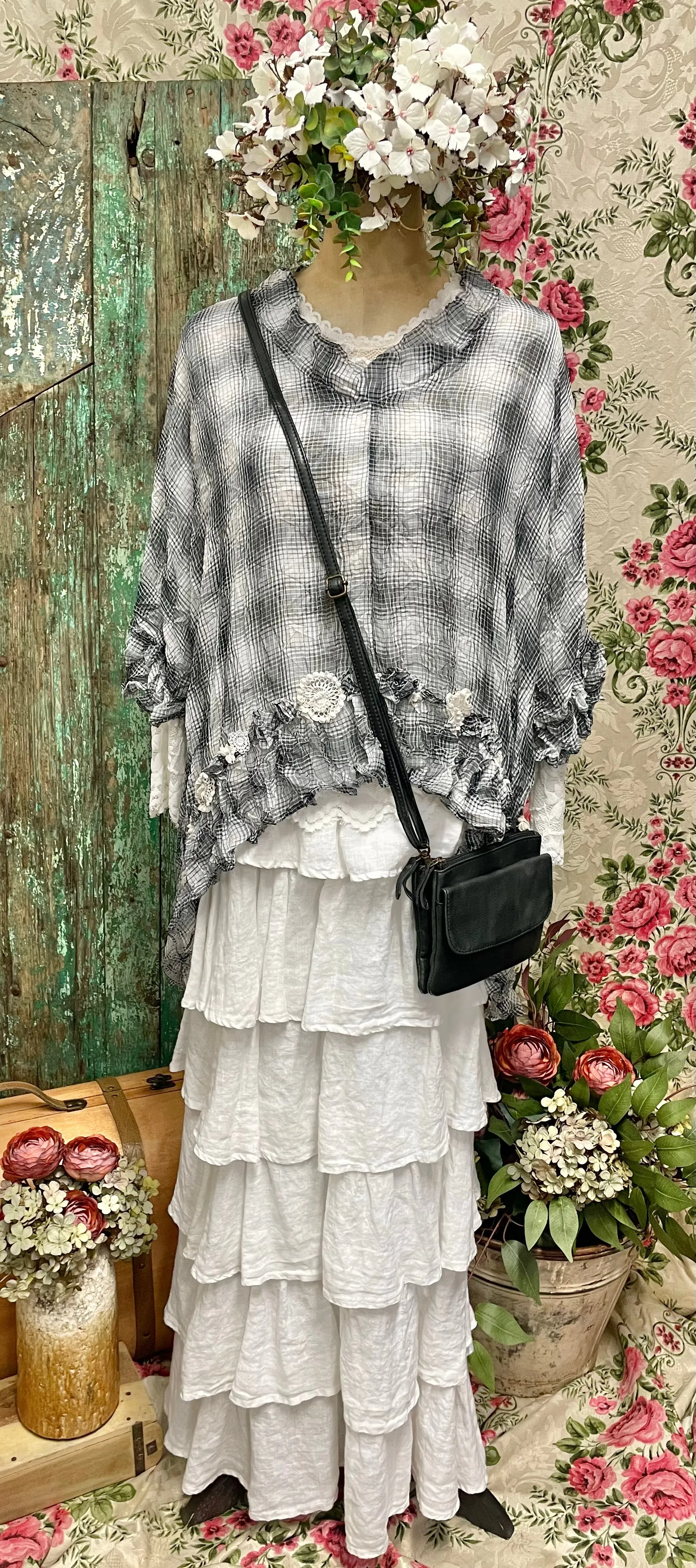 Charcoal check roses overtop