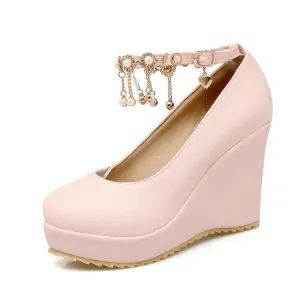 Cole Charm Pumps