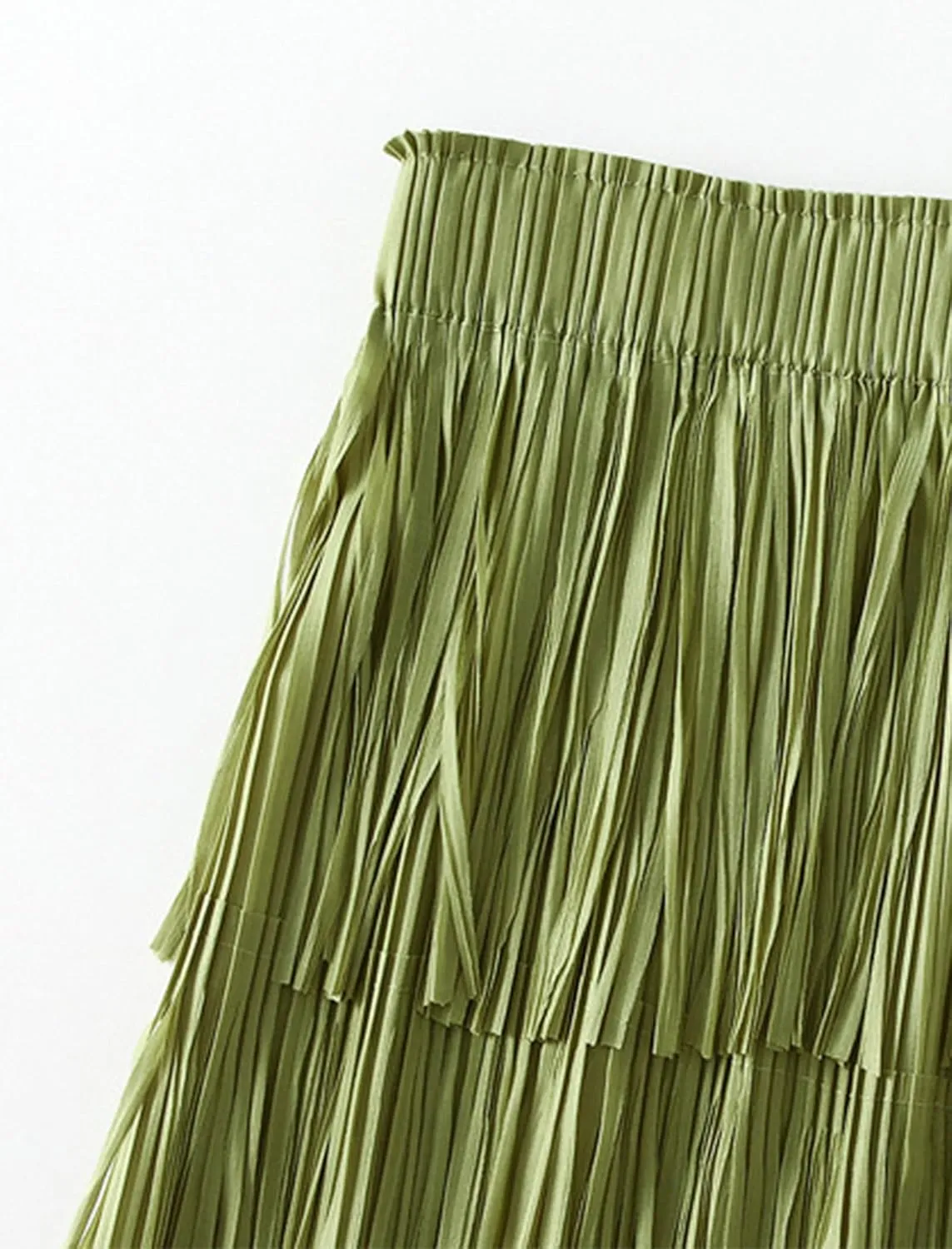 IWEMEK Elastic High Waist Fringe Skirts for Women Tassels Tiered Layered Midi Skirts Fall Christmas Party Casual A-Line Skirt