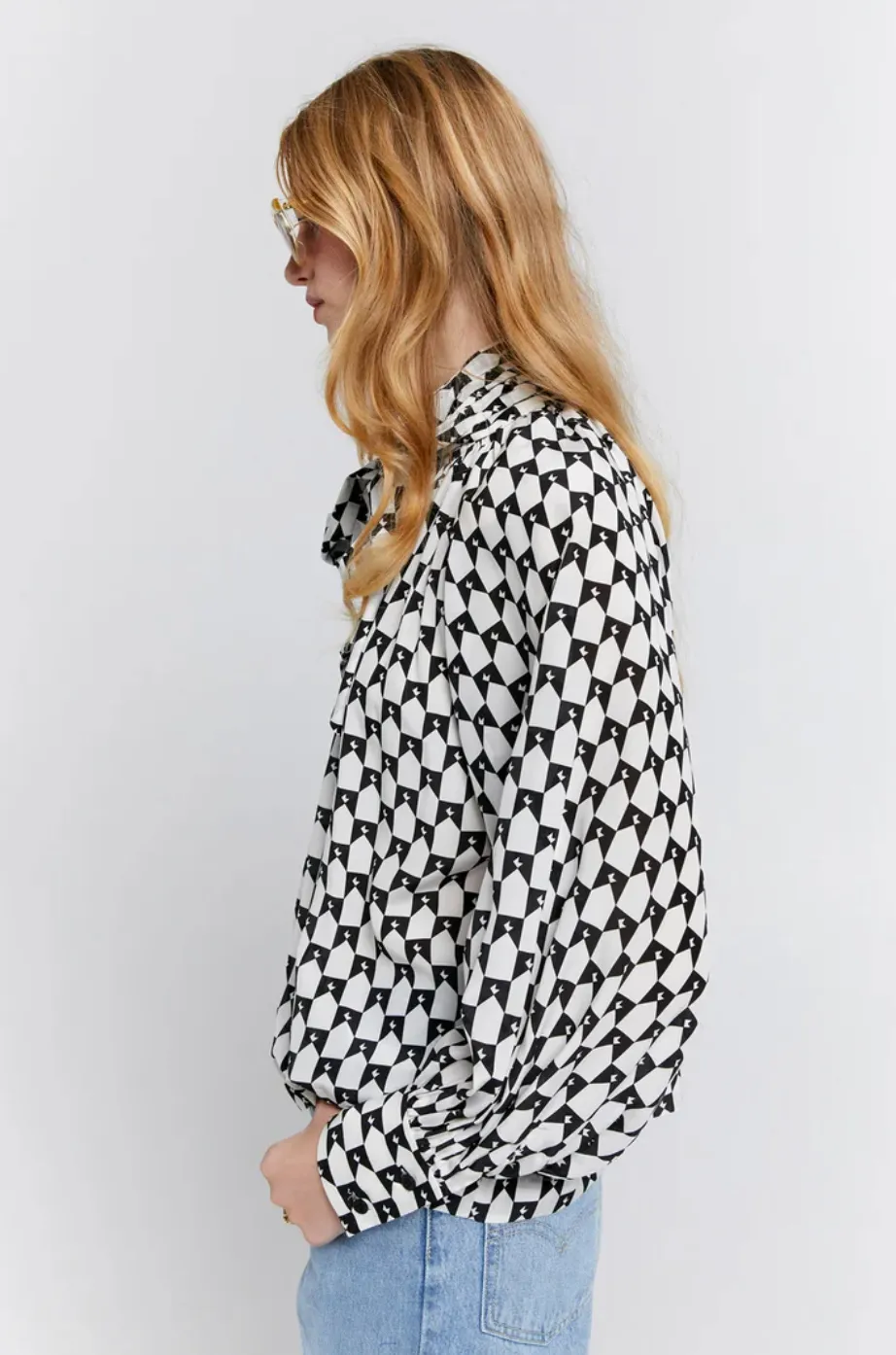 Karen Walker - Meadow Bow Top Monogram Black