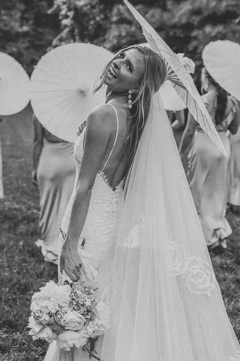 Luolandi Boho Mermaid V Neck Lace Wedding Dresses White Beautiful Without Headscarf