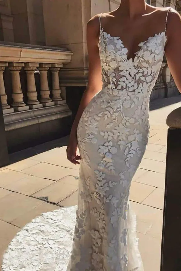 Luolandi Mermaid Spaghetti Straps V-neck Lace Wedding Dresses Open Back Sexy Beautiful