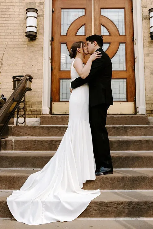Luolandi Mermaid Square Neck White Satin Wedding Dresses Solid Color  Long Sexy