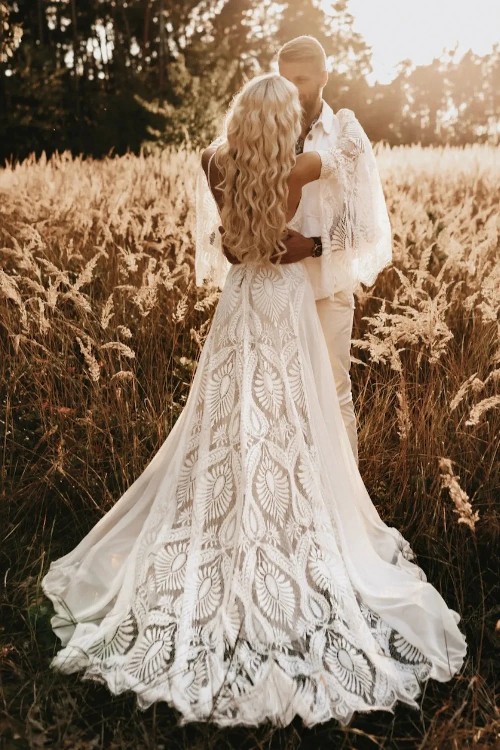 Luolandi New Arrival Scoop Wedding Dresses Mermaid Long Sleeves With Applique Tulle Sexy