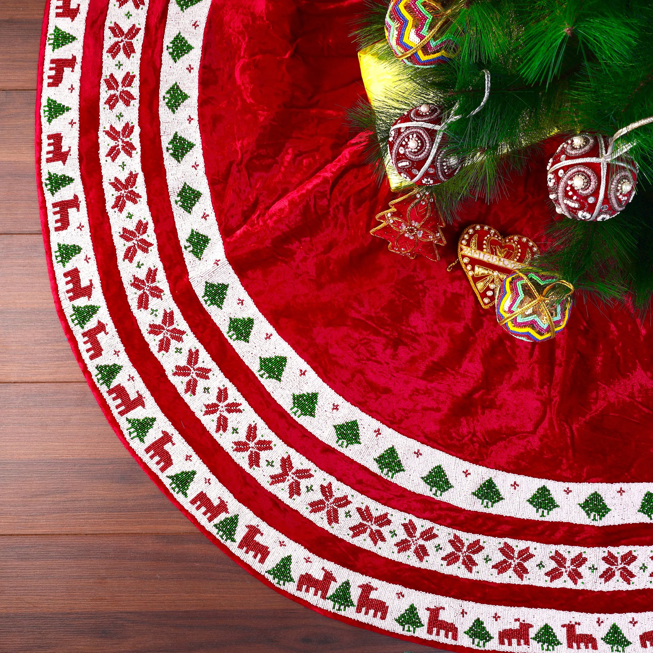 Nordic Christmas Tapestry Red Velvet Christmas Tree Skirt