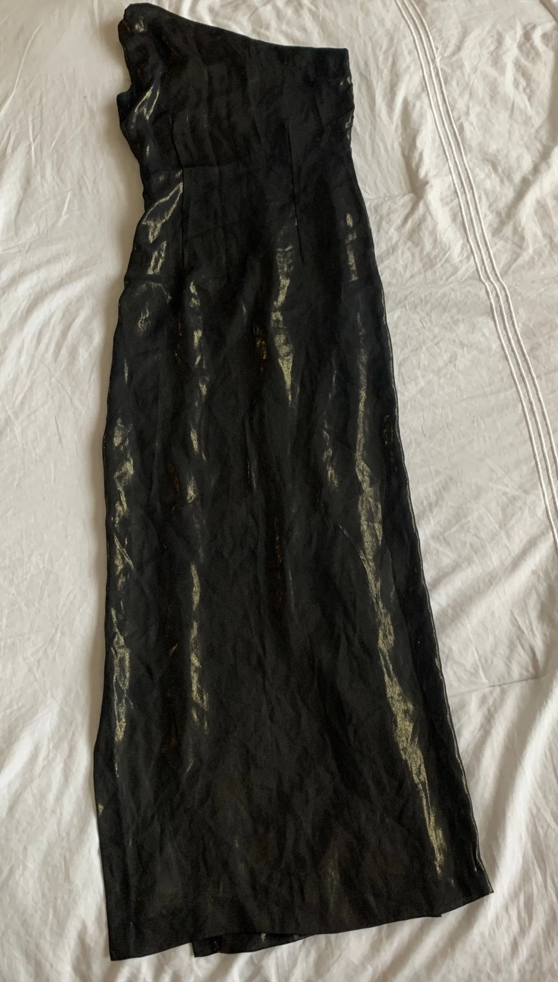 One shoulder layering piece