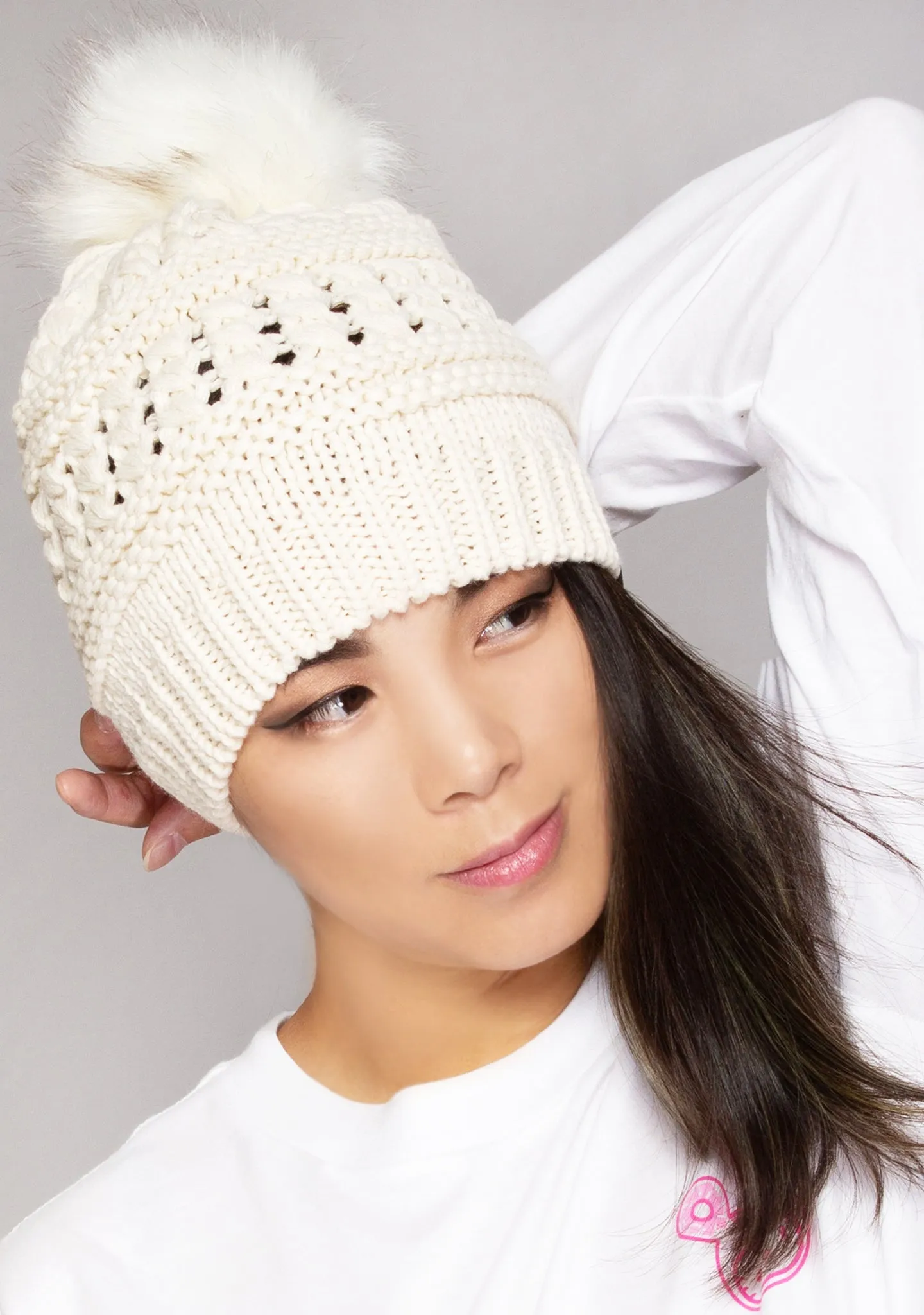 Pom Knit Beanie in Ivory
