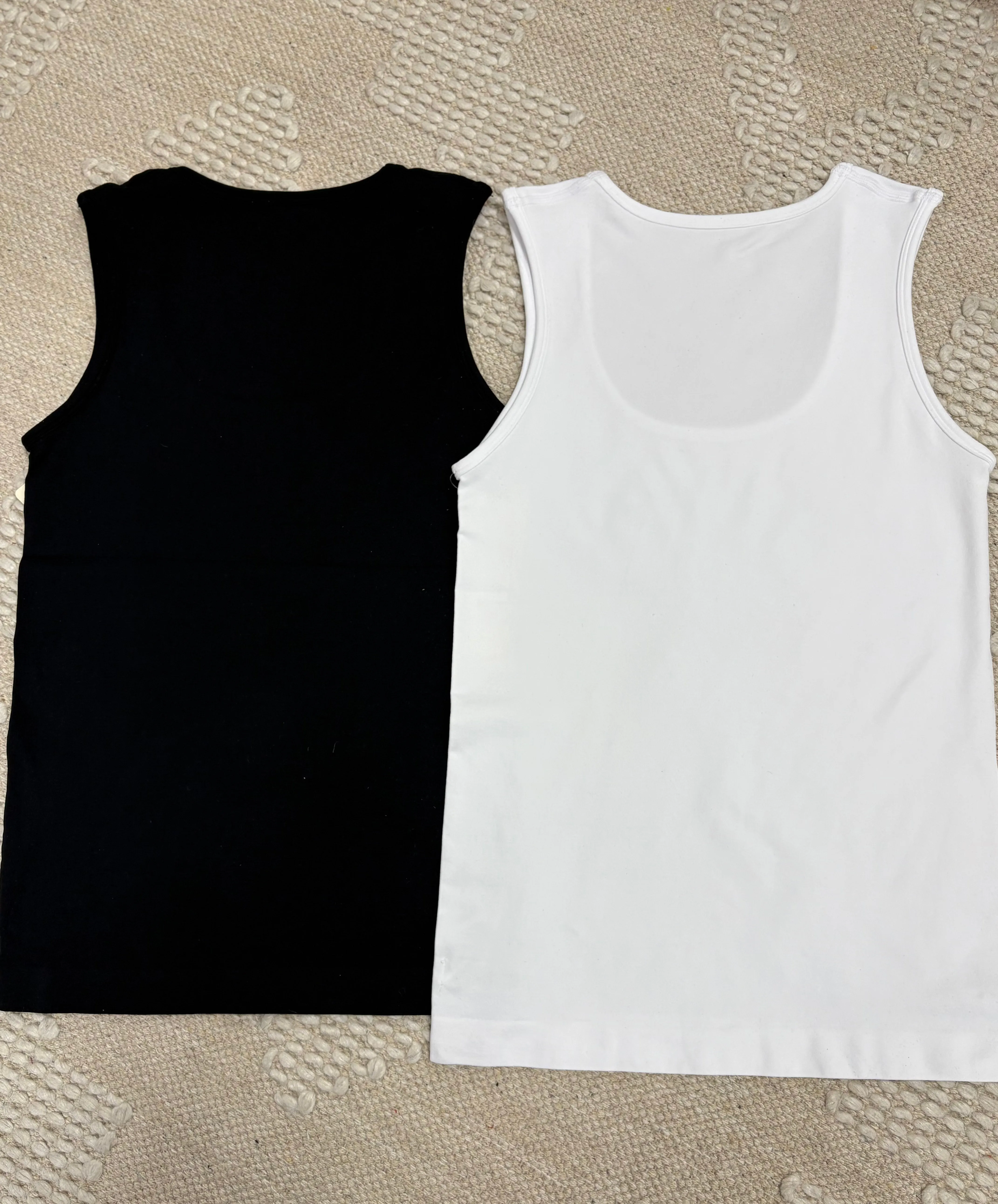 U Neckline Seamless Tank