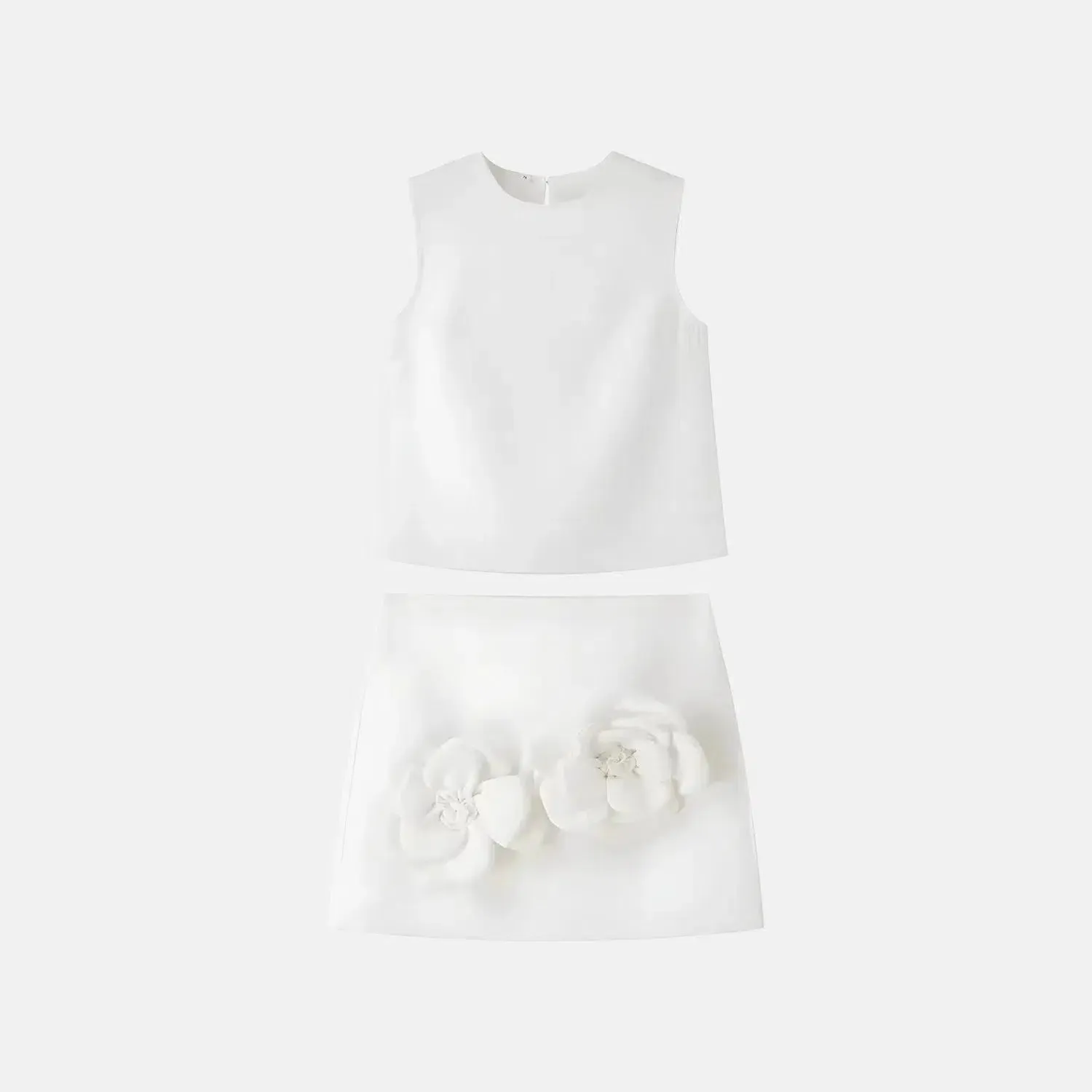 Vialora Grace Set – Cream – 3D flower appliqué skirt