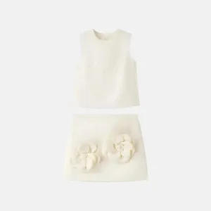 Vialora Grace Set – Cream – 3D flower appliqué skirt