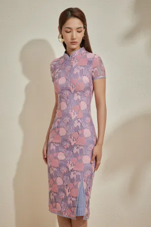 VINTAGE HSI SHIH IN ICE PEONY