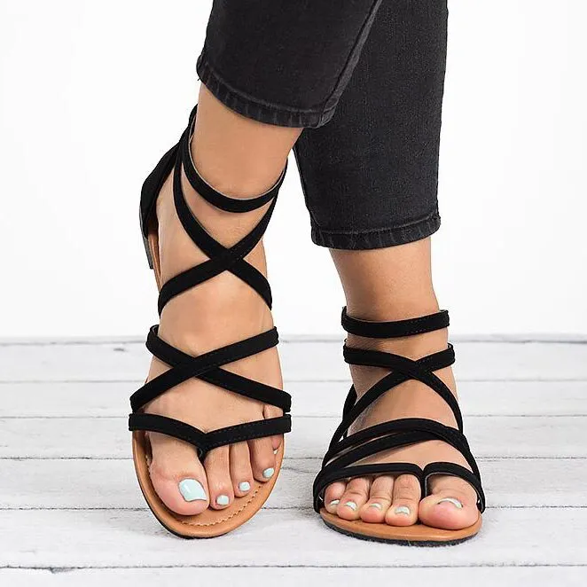 Women’s Criss Cross Flat Roman Sandals with Closed Heel